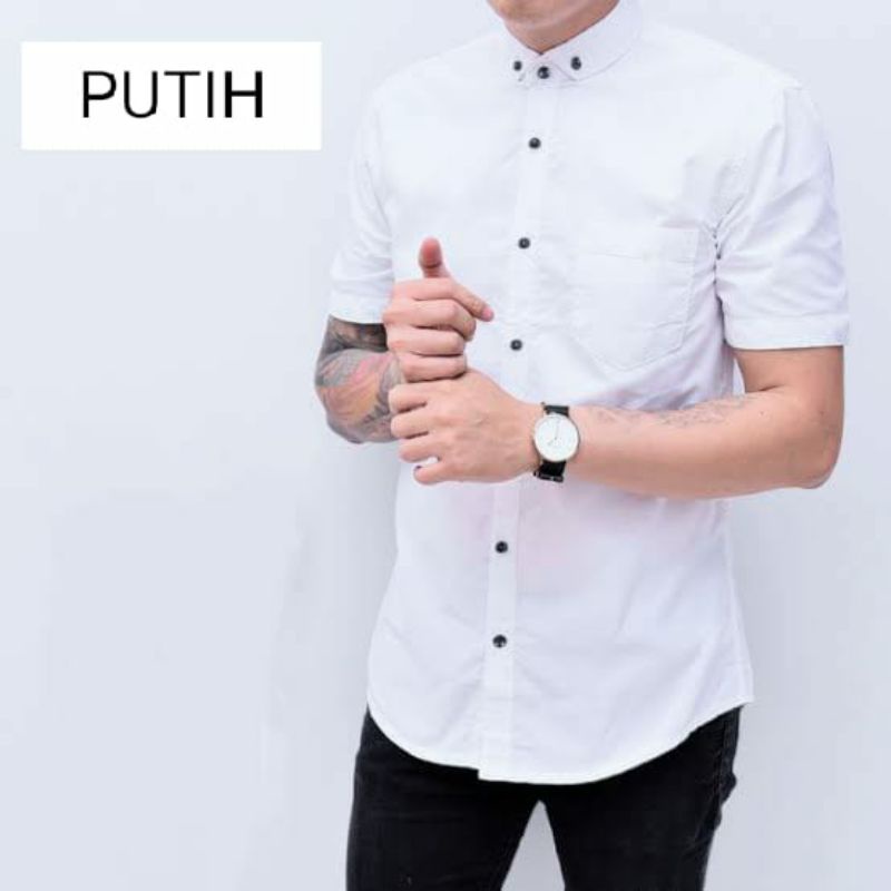 Kemeja Putih Pria Lengan Pendek Distro