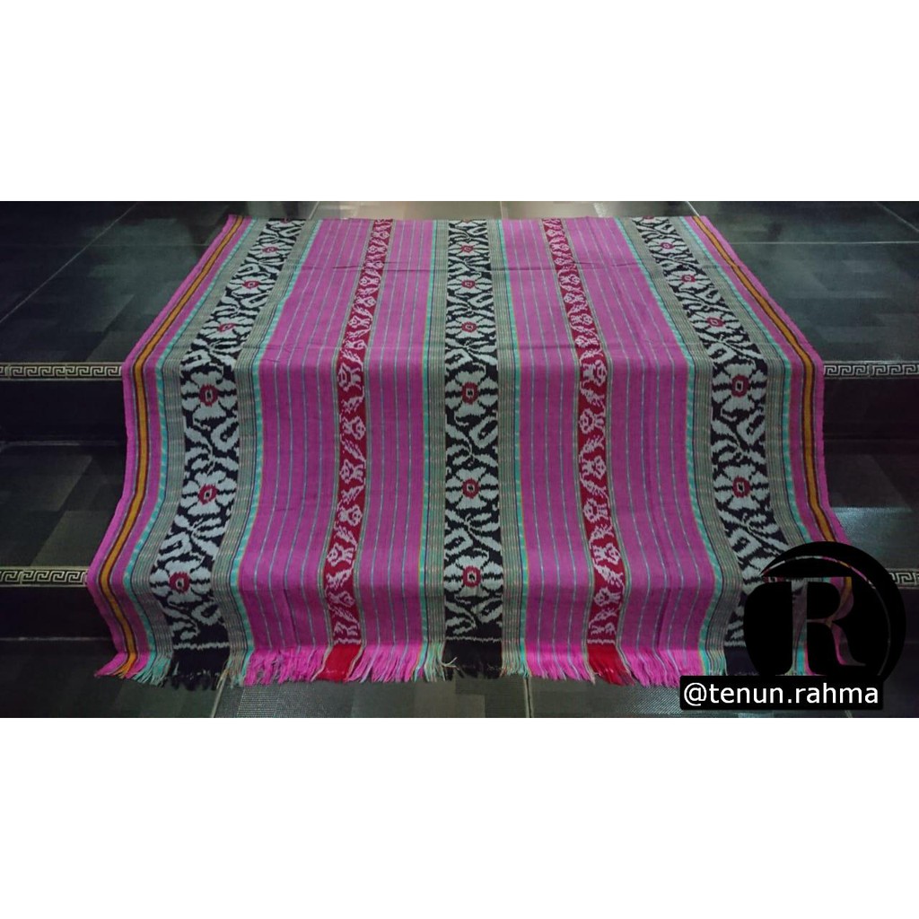 Kain Tenun Blanket Etnik Lombok