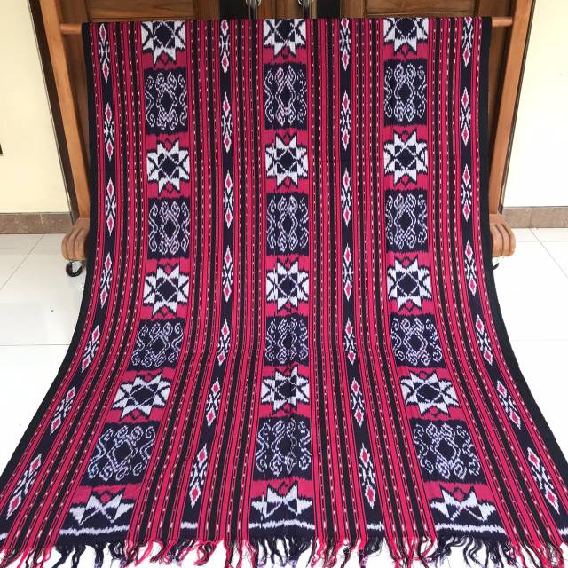 Tenun Ikat NTT