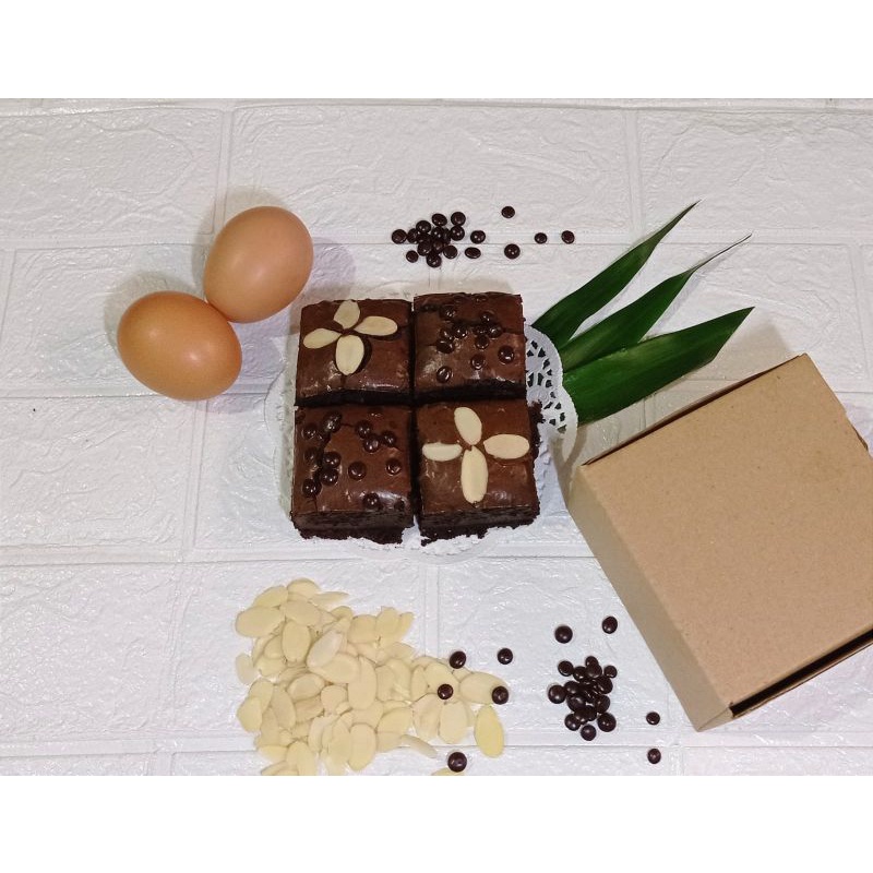 Brownies Shiny Crust 10x10cm (Mini)