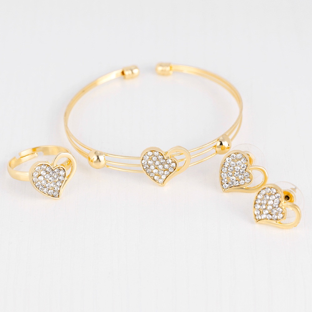 4pcs / Set Anting Kalung Cincin Gelang Kristal Berlian Bentuk Hati Untuk Perhiasan
