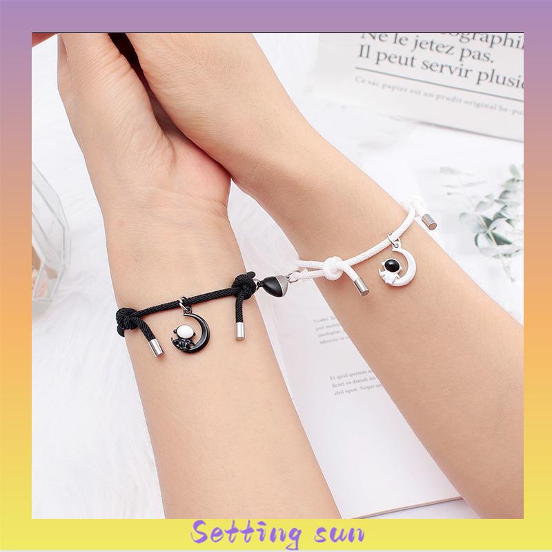 2Pcs Gelang Magnetik Pasangan Astronaut Uniseks Bintang Hadiah Perhiasan Fashion TN