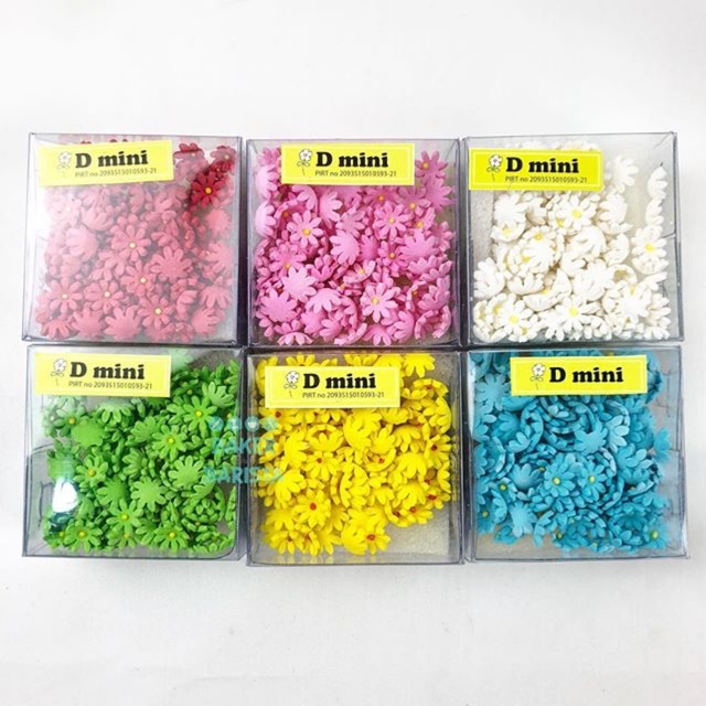 Gumpaste mini bunga (d mini) / hiasan cupcake / cake topper