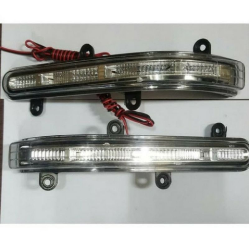 lampu spion avanza innova 2012 on