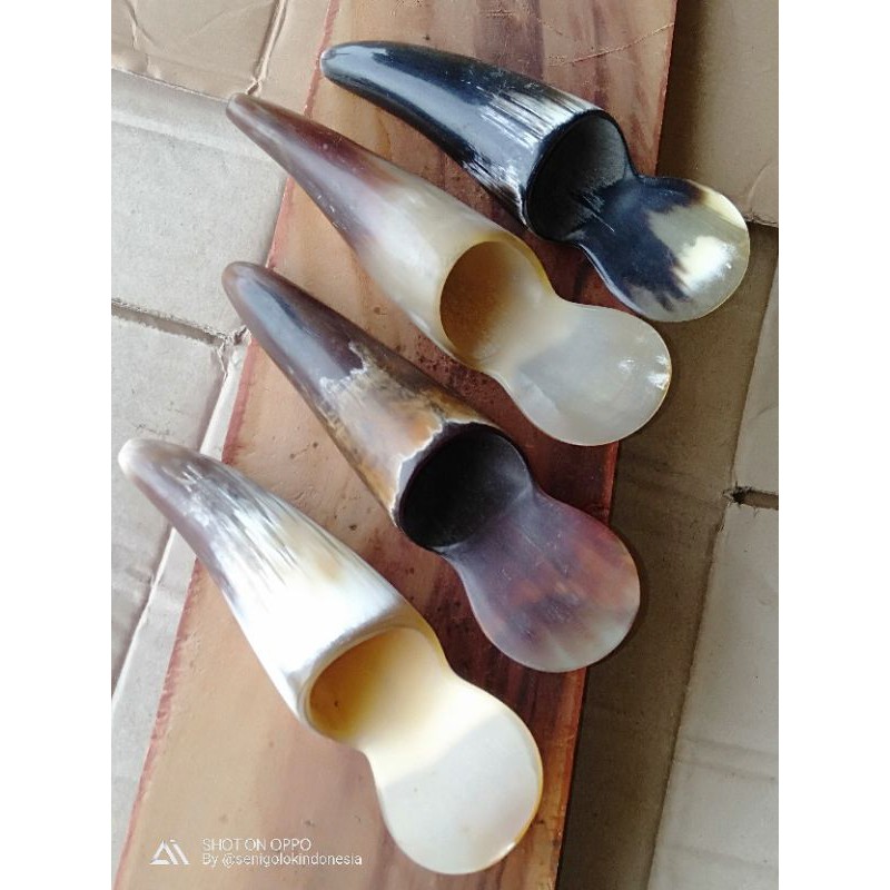 kerokan tanduk alat pijat tradisional