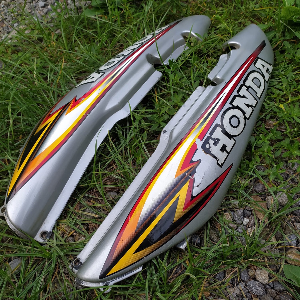 Cover body belakang Honda Tiger 2000 thn lama asli honda original copotan motor