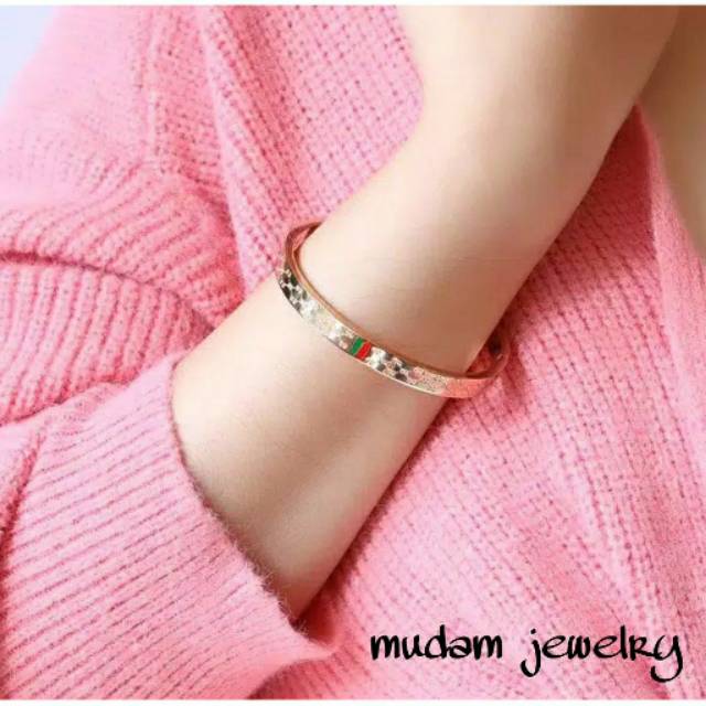 Gelang Titanium Model Gc Tersedia Warna Rosegold,  Gold dan Silver