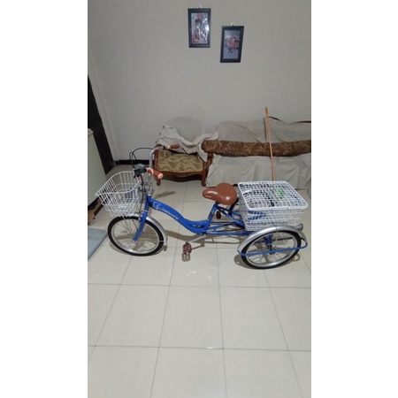 sepeda roda 3 merek trekking untuk orang dewasa dan remaja