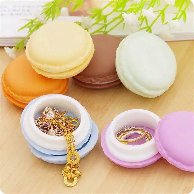 Kotak Penyimpanan Kalung Cincin Anting Bentuk MACARON Mini 4 cm - Mikhamart