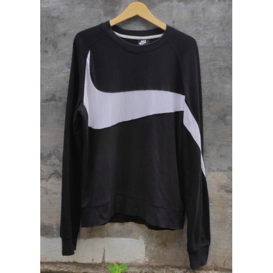 crewneck nike big swoosh second