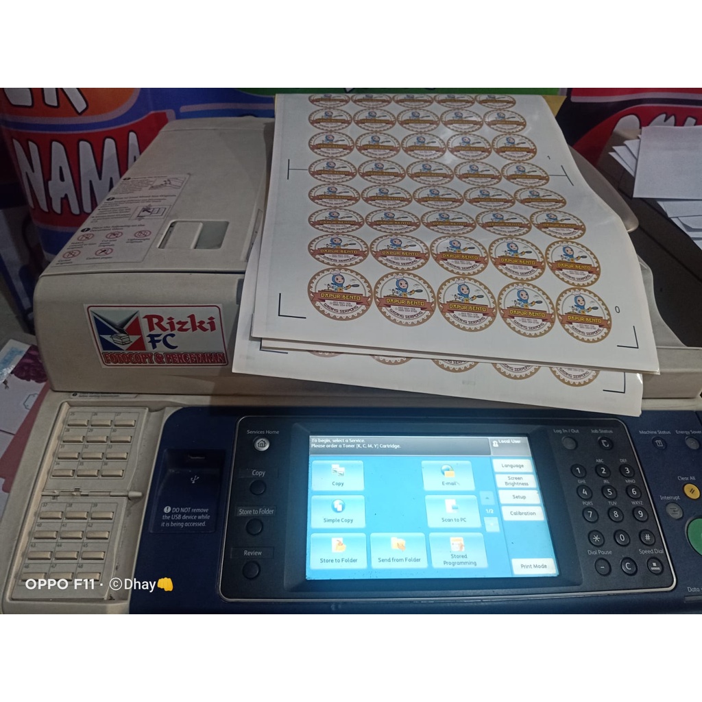 

RizkiFc Cetak Plus Cutting Stiker Label Kromo A3+ (TANPA MINIM ORDER)