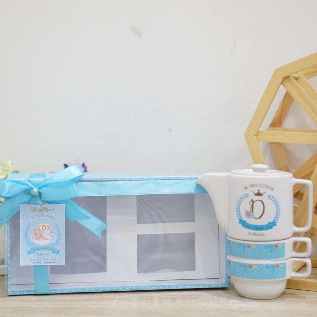 Minim 25pcs Souvenir One Month Hamper / Souvenir Teapot / Teko Susun 2 Cangkir (mika Hard Box)