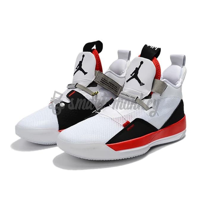 harga air jordan 33