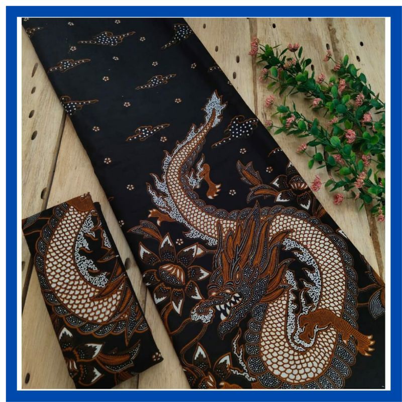 kain batik Pekalongan motif naga