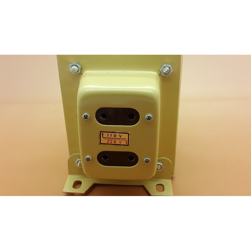 Step Down ( 220v --> 110 v) 200 watt Merk Daiichi ( Penurun Tegangan )