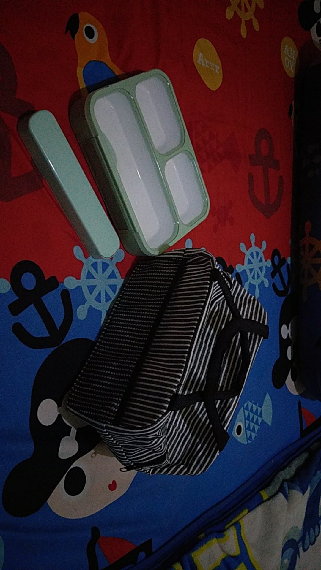 Tas Bekal Import Terbaru Insulated Bag M105 A Stripes Navy, Brown , Gold , Black