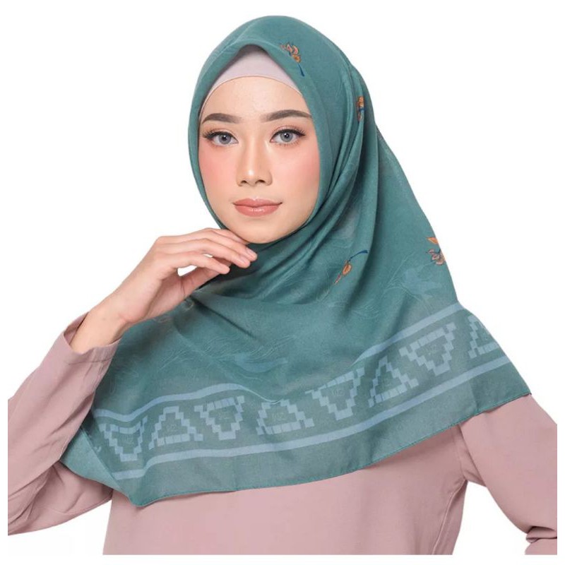ZM Zaskia Mecca Kayu Aro Green Hijab Segiempat