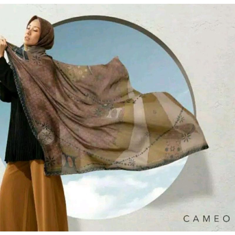 Hadiya Scarf Cameo Kami.