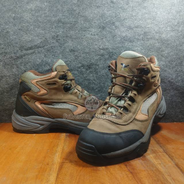 Sepatu salewa second original