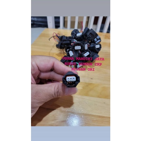 SOCKET SOKET SENSOR CKP SOKET SENSOR CRANKSHAFT NISSAN ORI LIVINA JUKE
