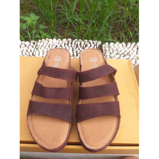Sandal Coklat Robelli - Size 36
