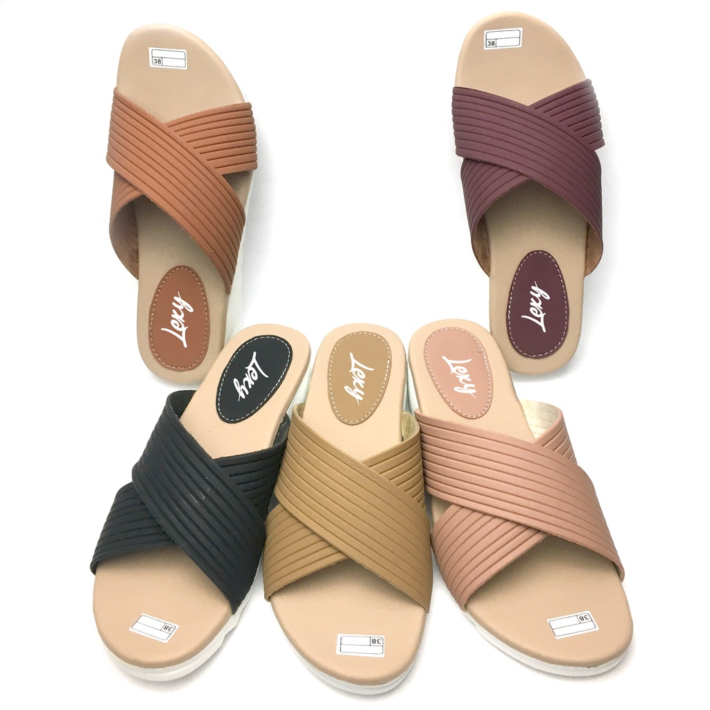 Sandal Wanita Lexy Silang Garis Leather Selop Hak Wedges