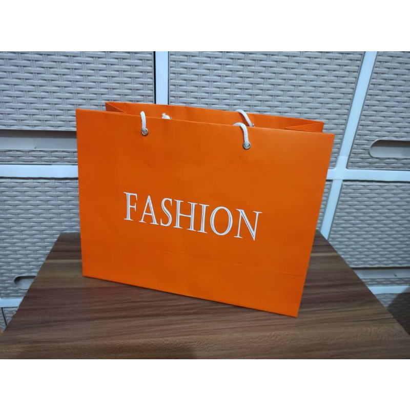 

PAPERBAG TAS 30x12x24 SEMPREM TEBAL IMPORT CROCO
