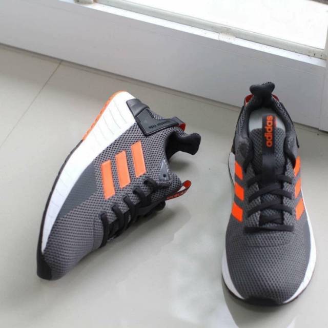 adidas Questar ride