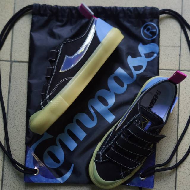 Sepatu Compass x TheGenjots Cyan Size 41 BNIB