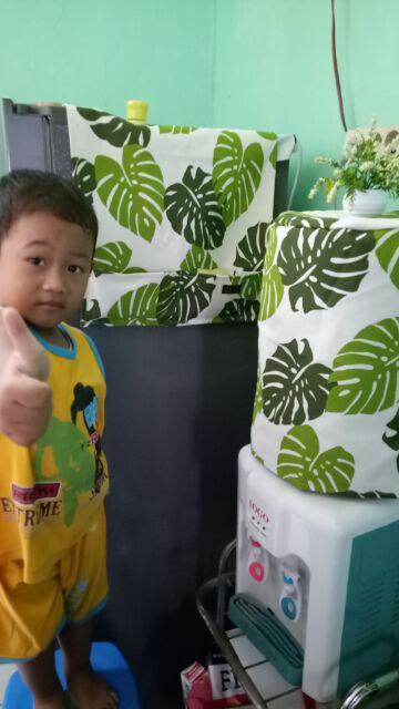 Cover Sarung Penutup Pelindung Galon Aqua - Motif Daun Monstera