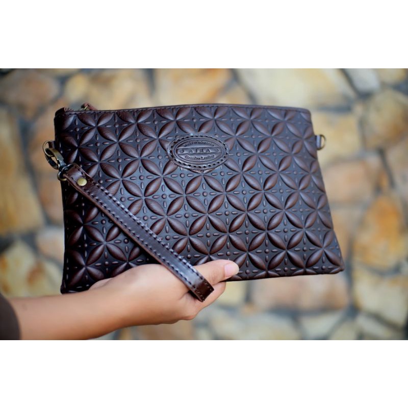 AIRA | Dompet Kulit Asli Simple Pouch Clutch Batik Nusantara Kekinian Souvenir Seminar Kit