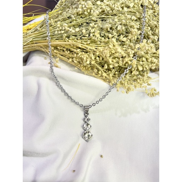 KALUNG WANITA MONEL C033