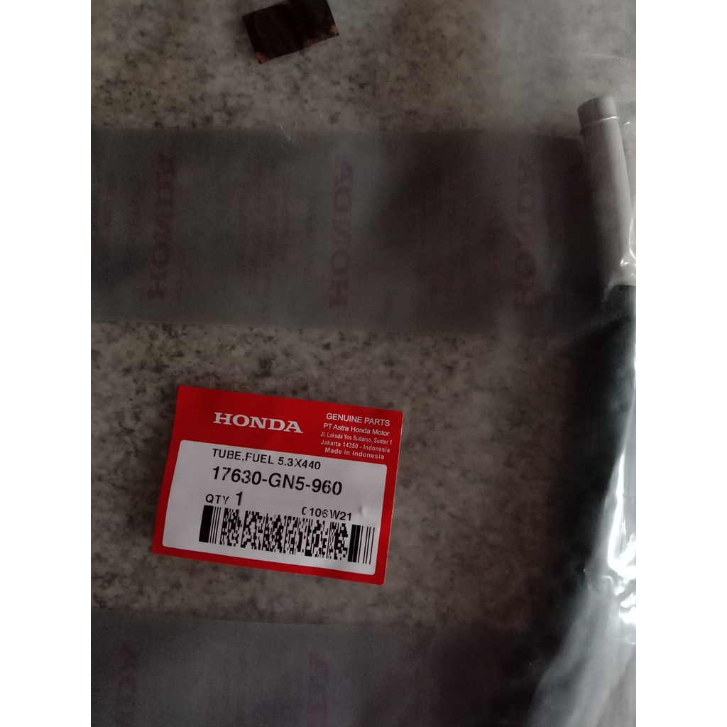 Selang bensin Tube Fuel 5,3 x 440 Honda 17630 GN5 960 17631 KTL 850