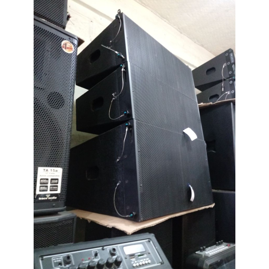model line array