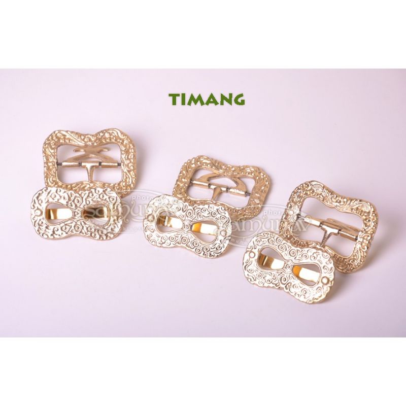 Timang Sebagai Ikat Pinggang Lontong Kamus