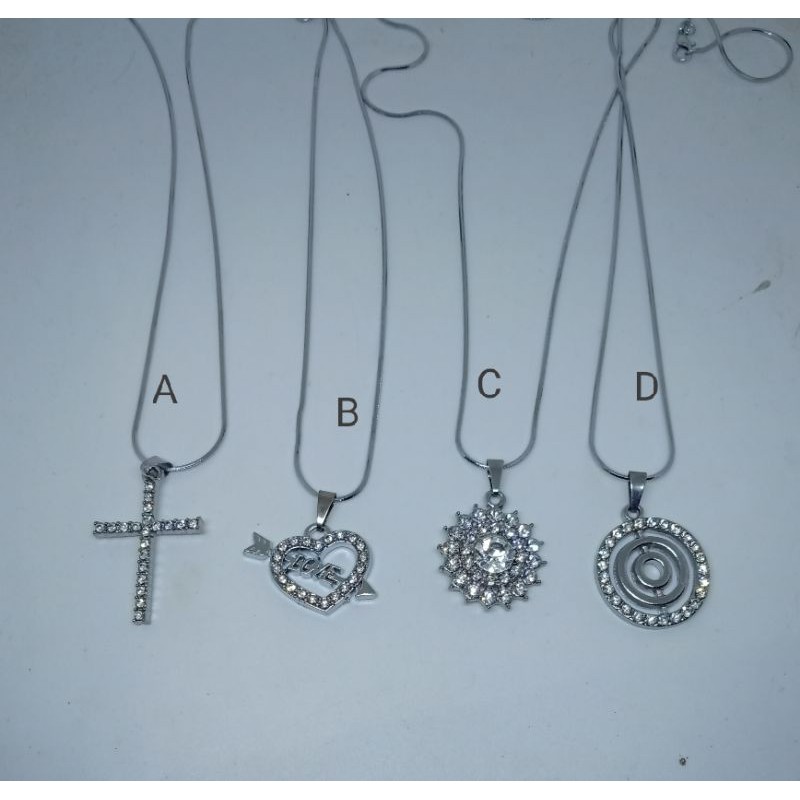 AC11. Kalung wanita ukuran 45 cm belut putih silver