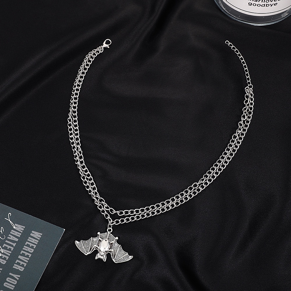 Liontin Kelelawar Perak Kuno Gothic Kalung Multi-layer Susun Yang Dipersonalisasi Aksesoris Fashion Halloween Yang Lucu Dan Berlebihan