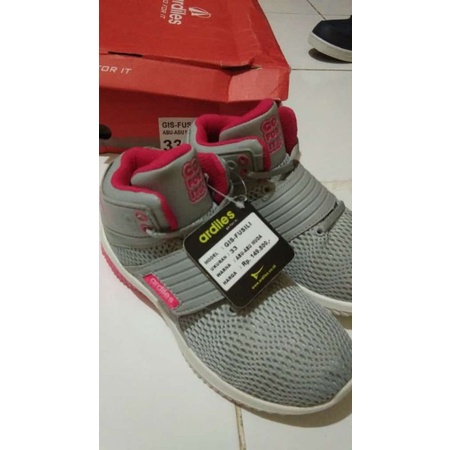 sepatu ardiles cewek