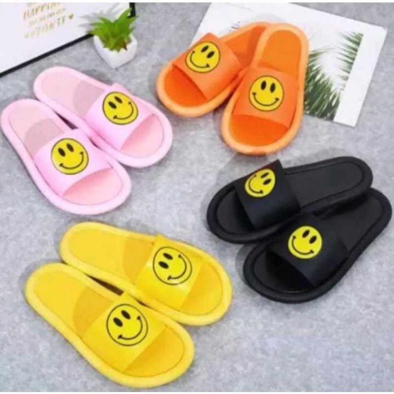 SANDAL SLOP WANITA MOTIF SMILE TERBARU