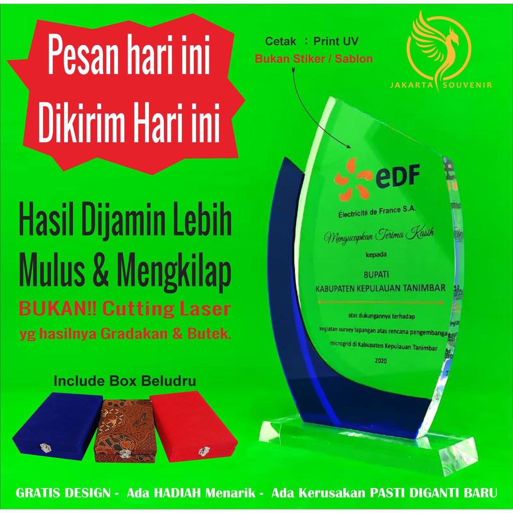 

Plakat Akrilik Custom Acrylic kenang-kenangan wisuda dan box plakat