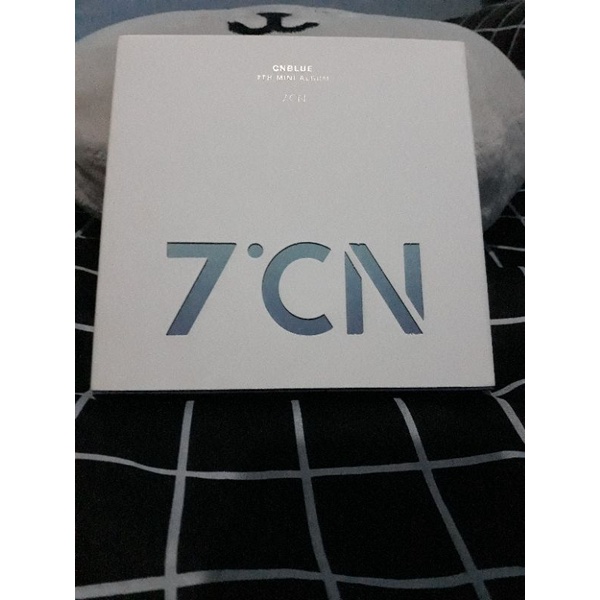 PRELOVED ALBUM CNBLUE 7CN