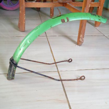 Spakbor onderdil fender slebor sepeda lipat 20 inch bekas murah