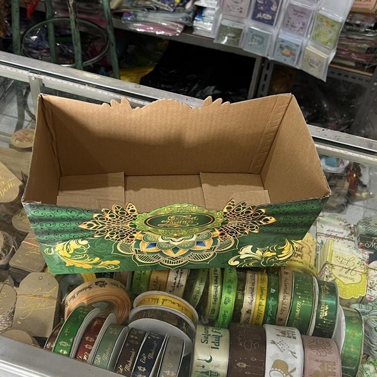 

Dijamin Puas Box Alas Parcel Lebaran / Idul Fitri