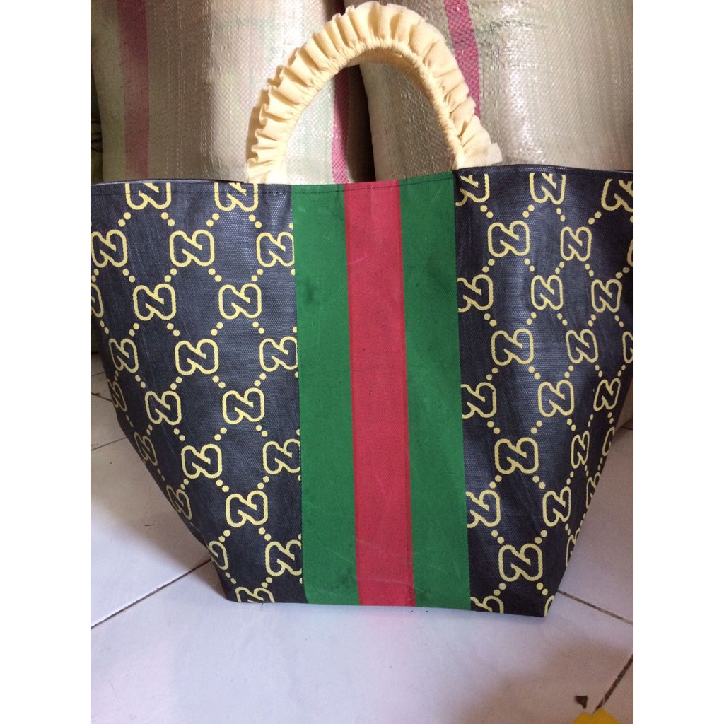 

TAS SPUNBOND GUCCI Souvenir Wedding Pernikahan Goodie Bag goody Harga MURAH Online