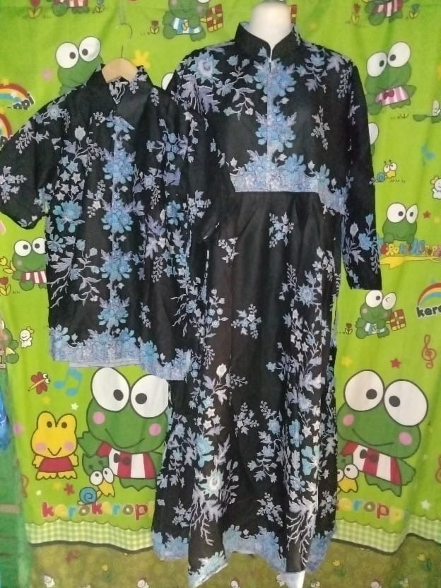 Batik Couple Keluarga Terkini Sania Ruffle Ori Ndoro Jowi Dnt Motif Cibulan Biru