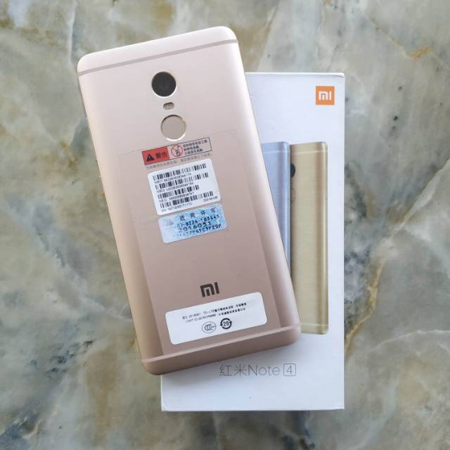 Redmi Note 4 ram 3 internal 64 gb second