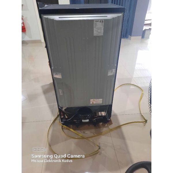 Kulkas 1 Pintu Aqua AQR D181 BS