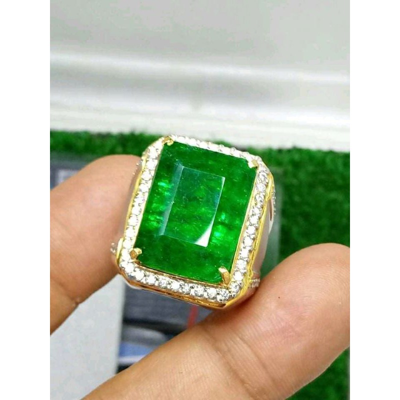 cincin batu Jamrud