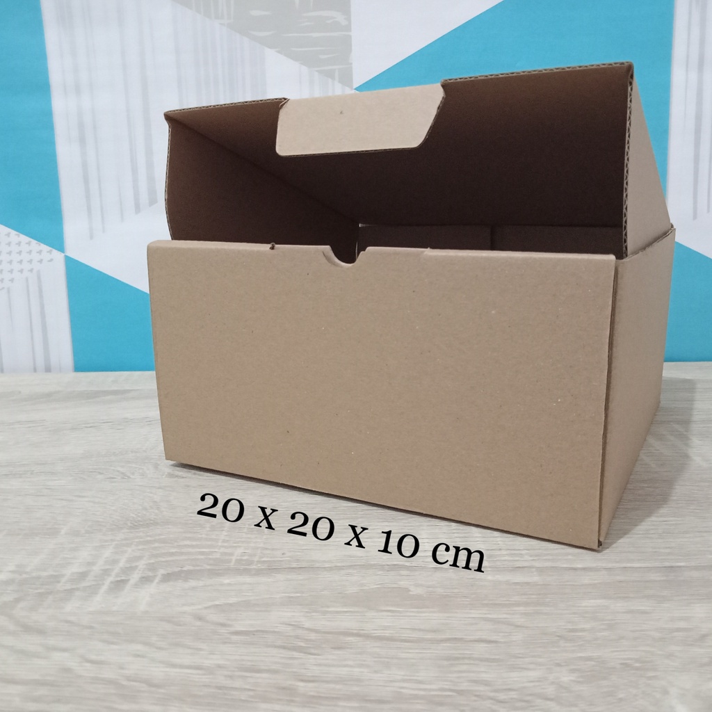

Kardus 20 x 20 x 10 cm....Die Cut kotak aksesoris dll