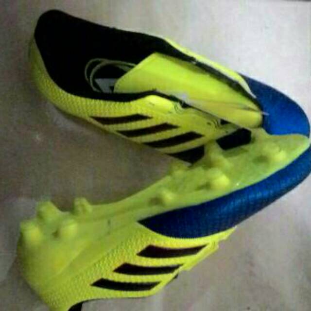Adidas paul pogba soccer